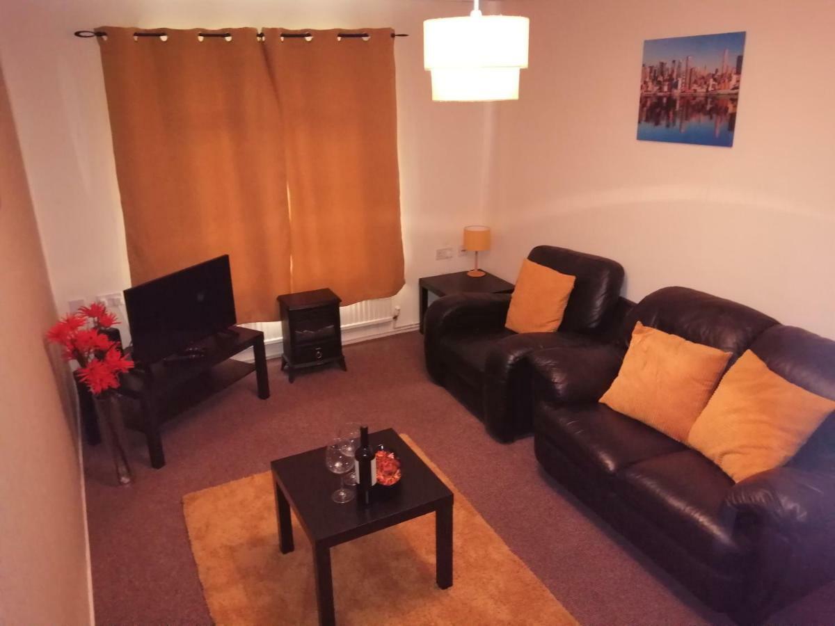 Fearnhead House Villa Warrington Dış mekan fotoğraf