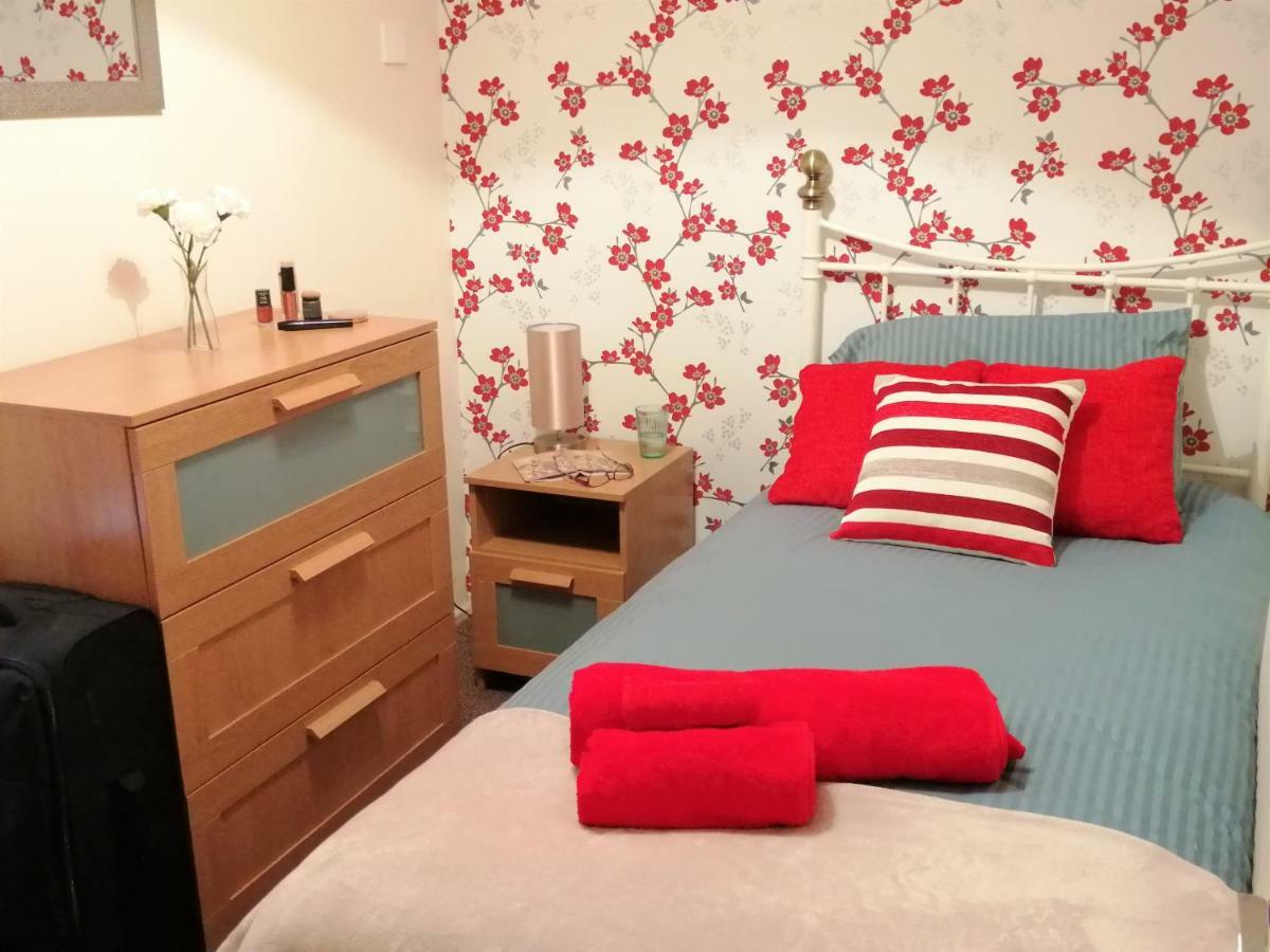 Fearnhead House Villa Warrington Dış mekan fotoğraf